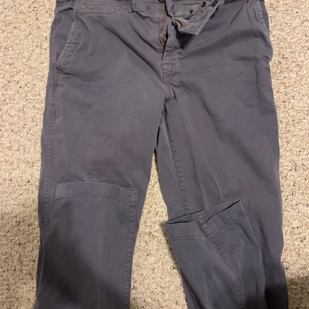 Mens American eagle khaki’s 32 x 36